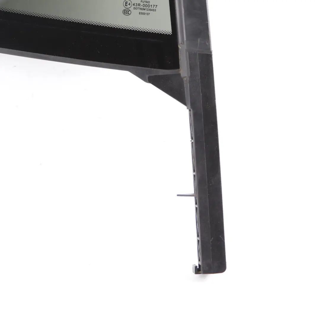 Ventana Lateral Trasera Derecha Puerta Cristal Tintado AS3 para BMW X1 F48 con número de pieza 7405606 BMW X1 F48 Ventana Lateral Trasera Derecha Puerta Cristal Tintado AS3 - SKU 7405606 - Número de pieza 7405606