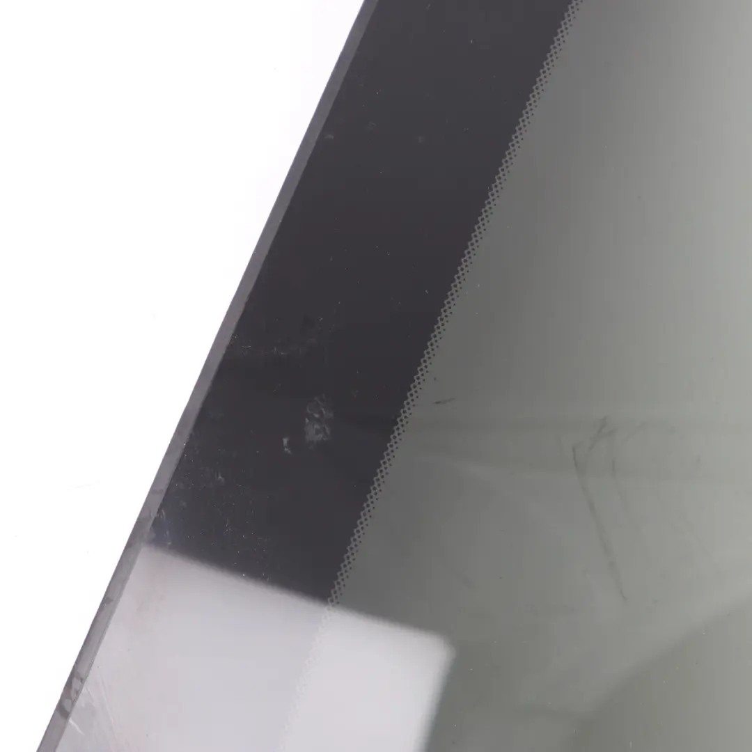 Side Window Right O/S Door Fixed Glass Black Tinted AS3 to BMW X1 F48 Rear with Part number 7405606 BMW X1 F48 Rear Side Window Right O/S Door Fixed Glass Black Tinted AS3 - SKU 7405606 - Part number 7405606