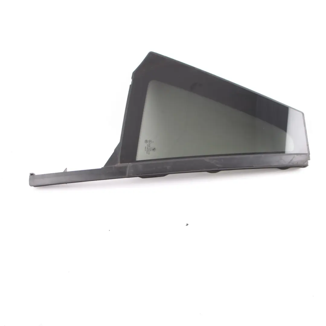 Side Window Right O/S Door Fixed Glass Black Tinted AS3 to BMW X1 F48 Rear with Part number 7405606 BMW X1 F48 Rear Side Window Right O/S Door Fixed Glass Black Tinted AS3 - SKU 7405606 - Part number 7405606