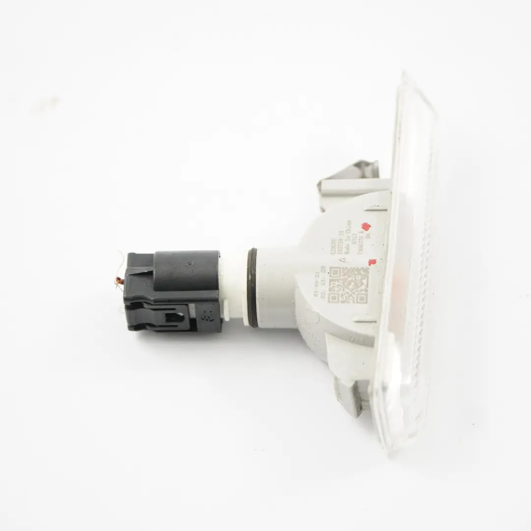  Indicator Lamp Mini Countryman F60 Right O/S Side Additional Turn Light - SKU 7406370 - Part number 7406370
