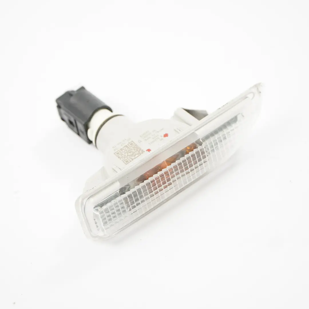 Indicator Lamp Mini Countryman F60 Right O/S Side Additional Turn Light to with Part number 7406370 Indicator Lamp Mini Countryman F60 Right O/S Side Additional Turn Light - SKU 7406370 - Part number 7406370