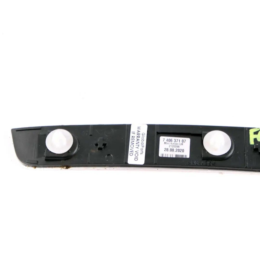 Eingang Abdeckung Trim hinten links Leiste für Mini F60 Countryman mit Teilenummer 7406371 Mini F60 Countryman Eingang Abdeckung Trim hinten links Leiste - SKU 7406371 - Teilenummer 7406371