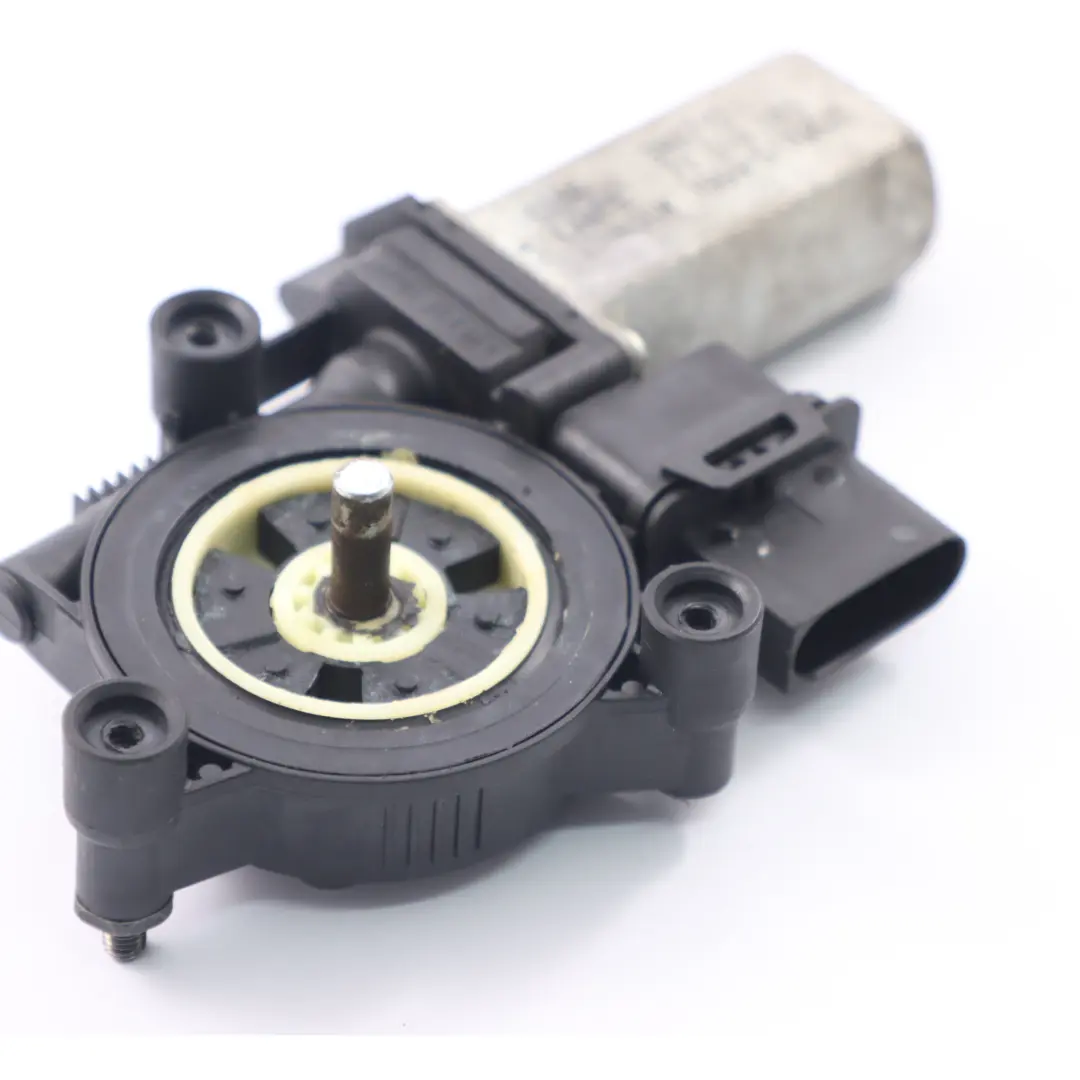 Motor elevalunas puerta delantera derecha Actuador para BMW F30 F31 con número de pieza 7406634 BMW F30 F31 Motor elevalunas puerta delantera derecha Actuador - SKU 7406634-1 - Número de pieza 7406634