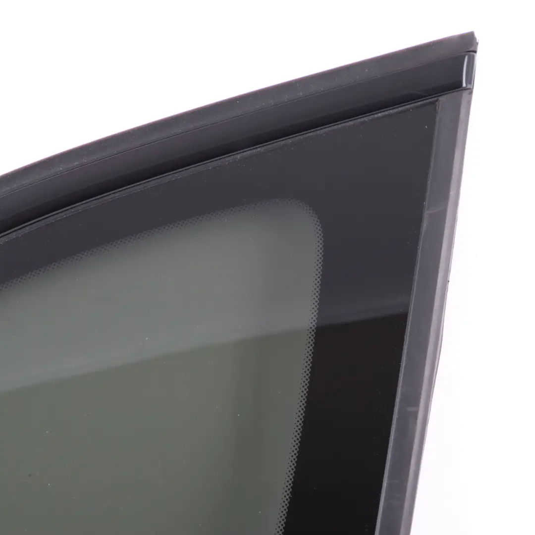 Cuarto Ventana Lateral Trasera Derecha Negro Vidrio AS3 para BMW F48 con número de pieza 7406874 BMW F48 Cuarto Ventana Lateral Trasera Derecha Negro Vidrio AS3 - SKU 7406874 - Número de pieza 7406874