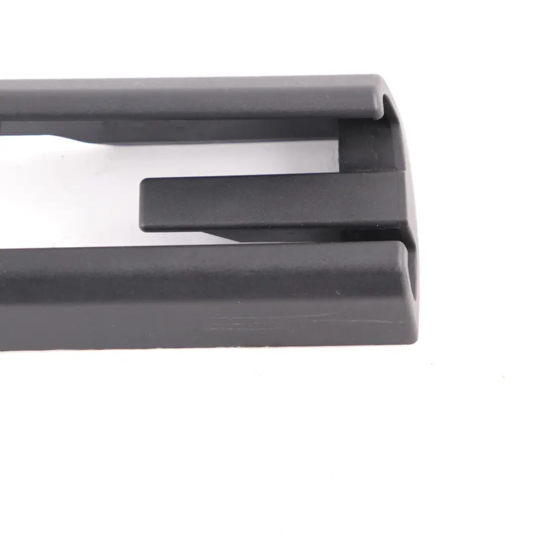 Sitzbezug BMW G30 G31 Sitzschiene Vorne Rechts Trimmen Schwarz 7357393 für mit Teilenummer 7408214 Sitzbezug BMW G30 G31 Sitzschiene Vorne Rechts Trimmen Schwarz 7357393 - SKU 7408214 - Teilenummer 7408214