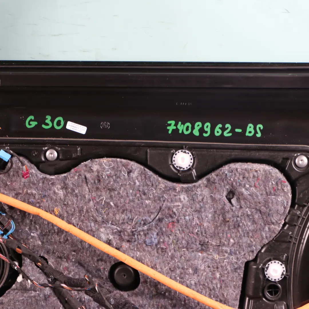 Door Front BMW F90 M5 G30 Right Door O/S Black Sapphire Metallic - 475 to with Part number 7408962 Door Front BMW F90 M5 G30 Right Door O/S Black Sapphire Metallic - 475 - SKU 7408962-BS - Part number 7408962