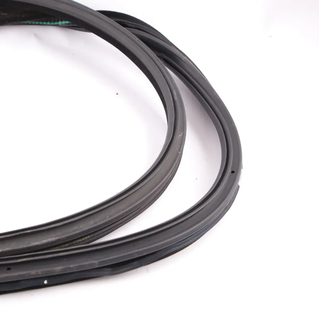 Door Frame Seal Front Right O/S Sealing Gasket 7401895 to BMW F36 Gran Coupe with Part number 7409194 BMW F36 Gran Coupe Door Frame Seal Front Right O/S Sealing Gasket 7401895 - SKU 7409194 - Part number 7409194