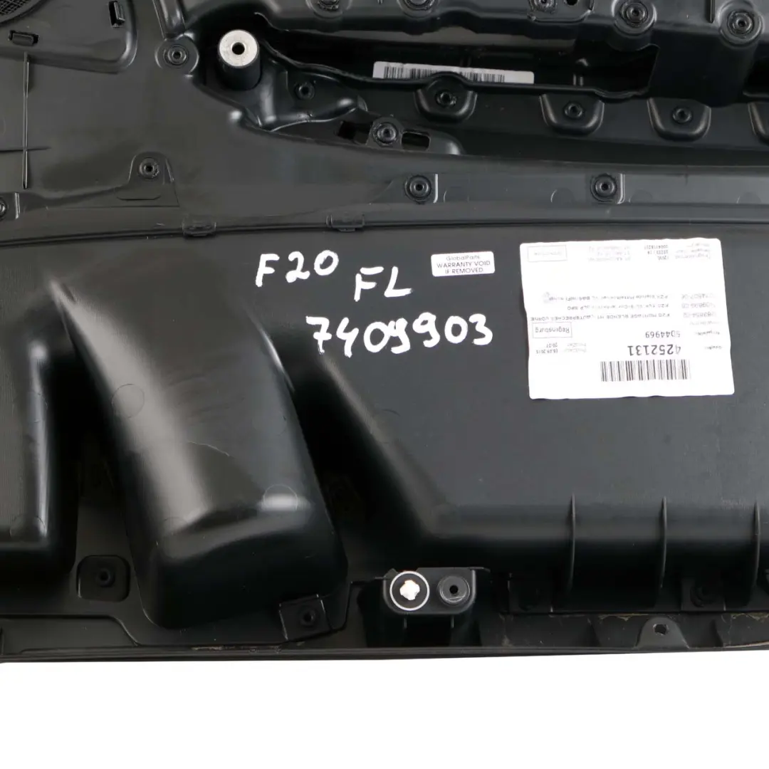 Puerta Delantera Izquierda Forro Tarjeta Tela Rojo Antracita para BMW F20 LCI con número de pieza 7409903 BMW F20 LCI Puerta Delantera Izquierda Forro Tarjeta Tela Rojo Antracita - SKU 7409903 - Número de pieza 7409903