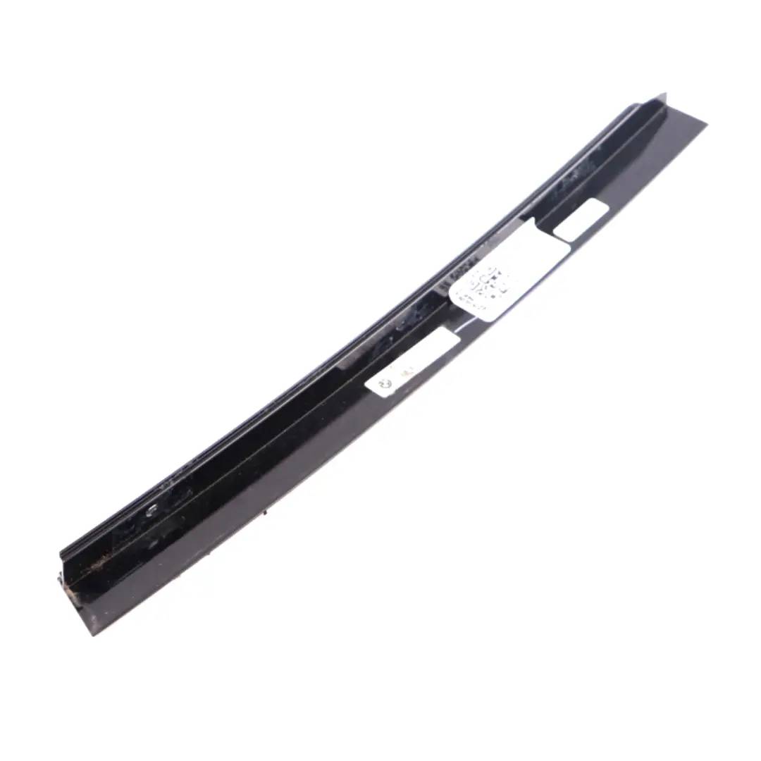 BMW G01 F97 BMW E91 Listwa Drzwi Tylna Prawa Czarna - SKU 7410050 - Numer Części 7410048