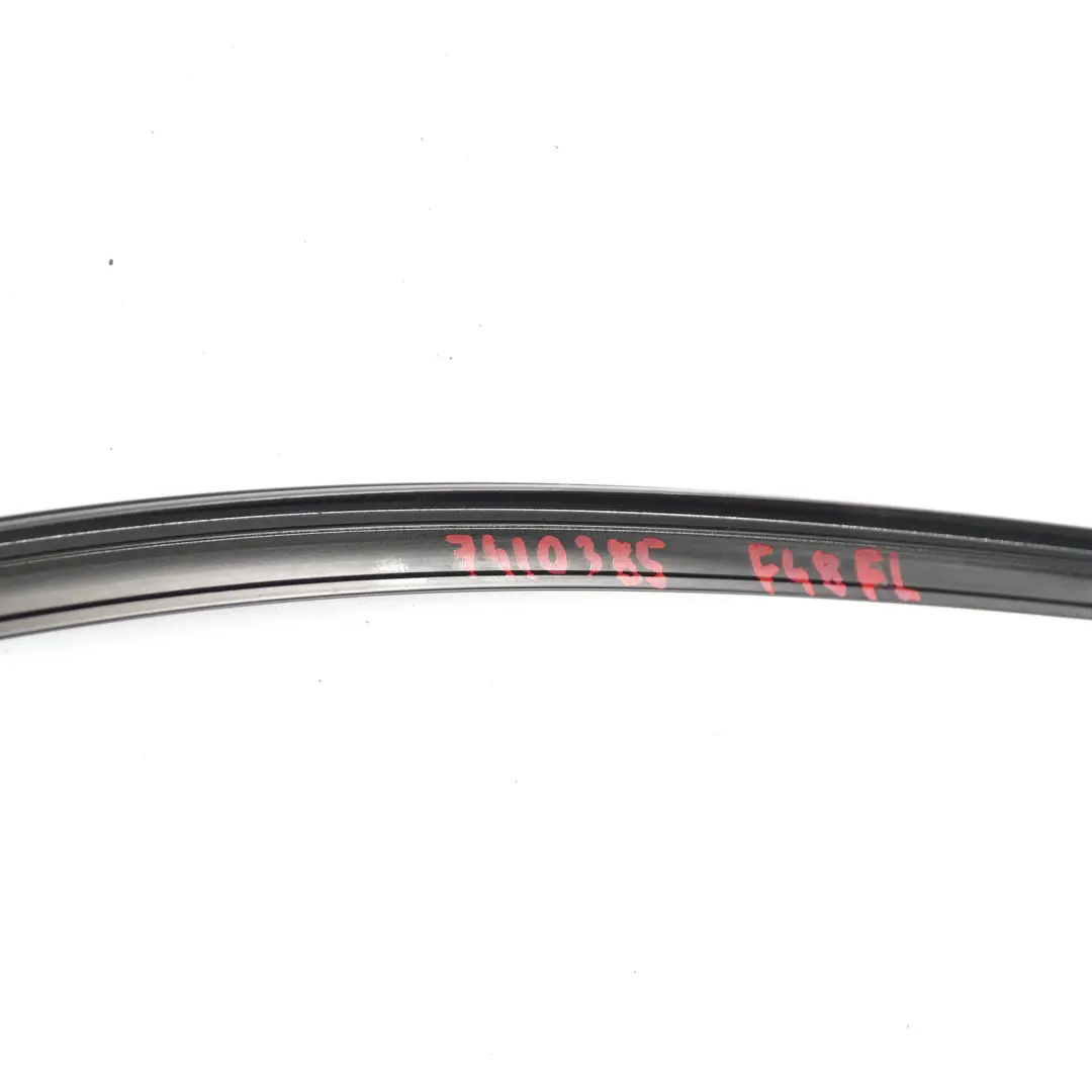 BMW X1 F48 Fensterrahmenabdeckung Tür vorne links Schiene Hochglanz - SKU 7410385 - Teilenummer 7410385