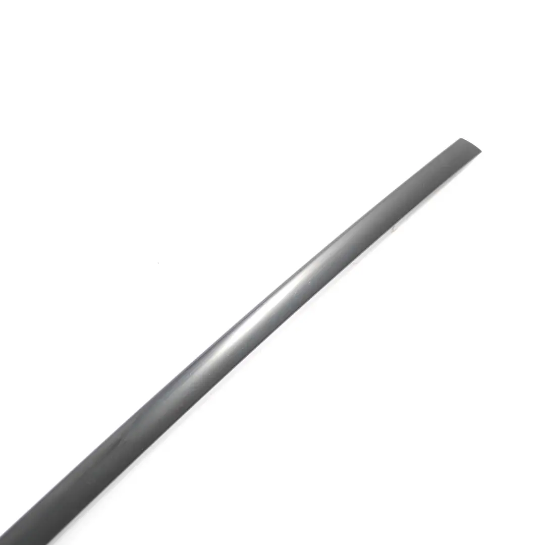 ventana de la puerta trasera izquierda Acabado Trim Alto Brillo para BMW X1 F48 Marco con número de pieza 7410387 BMW X1 F48 Marco ventana de la puerta trasera izquierda Acabado Trim Alto Brillo - SKU 7410387 - Número de pieza 7410387