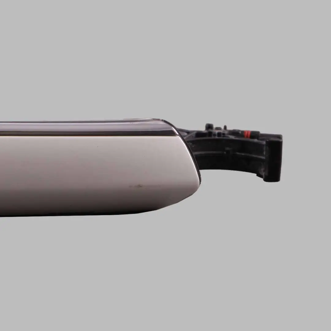 BMW G11 Door Handle Grab Front Right O/S Outside Mineralweiss Mineral White A96 - SKU 7411054-MW - Part number 7411054