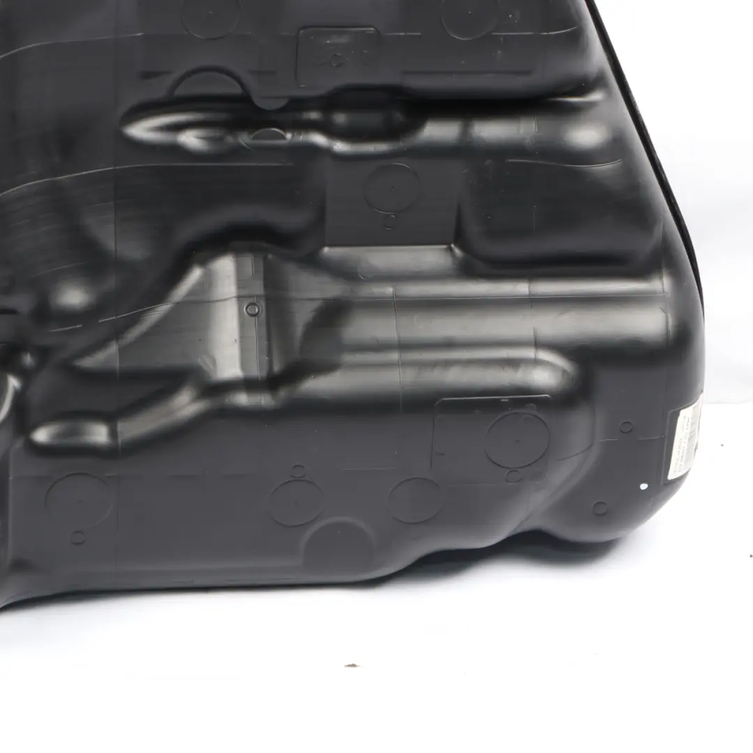 Complete Tank Delivery Unit Container to Fuel Tank Diesel BMW G11 G12 with Part number 7411798 Fuel Tank Diesel BMW G11 G12 Complete Tank Delivery Unit Container - SKU 7411798 - Part number 7411798