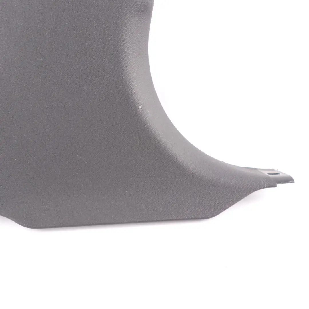 Tapa Columna B Inferior Derecha Negro para Mini F60 Countryman con número de pieza 7413806 Mini F60 Countryman Tapa Columna B Inferior Derecha Negro - SKU 7413806 - Número de pieza 7413806