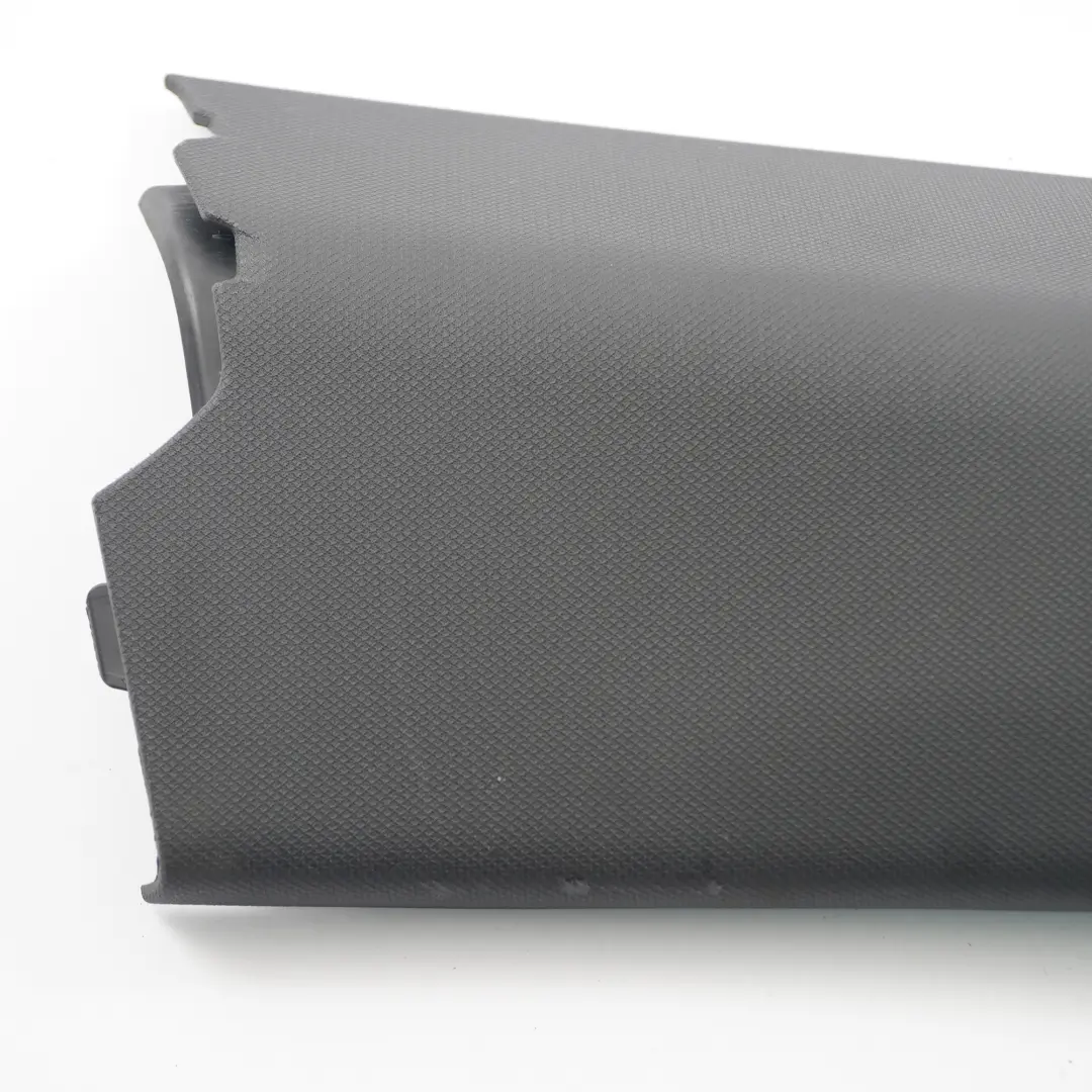 Copertura Colonna C Sinistra Pannello Nero per Mini Countryman F60 con numero di parte 7413807 Mini Countryman F60 Copertura Colonna C Sinistra Pannello Nero - SKU 7413807 - Numero di parte 7413807