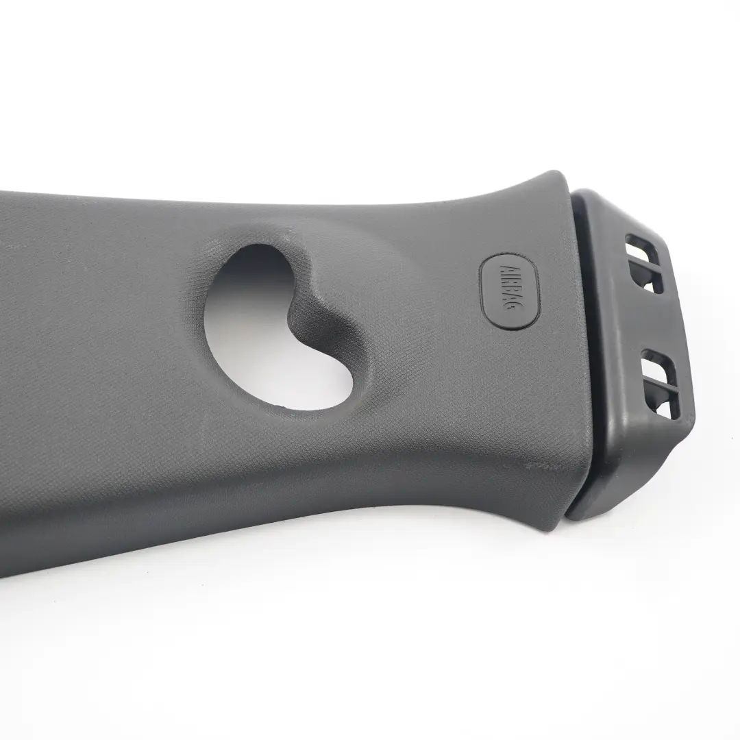 Copertura Colonna B Pilastro Superiore Sinistro Nero 7378217 per Mini Countryman F60 con numero di parte 7413811 Mini Countryman F60 Copertura Colonna B Pilastro Superiore Sinistro Nero 7378217 - SKU 7413811 - Numero di parte 7413811