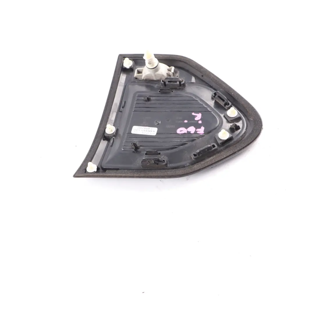 Pannello Laterale Indicatore Direzione Griglia Copertura Destra per Mini F60 con numero di parte 7414092 Mini F60 Pannello Laterale Indicatore Direzione Griglia Copertura Destra - SKU 7414092 - Numero di parte 7414092