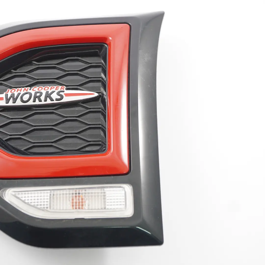 Panel lateral Guardabarros Tapa Intermitente Izquierda para Mini F60 JCW con número de pieza 7414097 Mini F60 JCW Panel lateral Guardabarros Tapa Intermitente Izquierda - SKU 7414097 - Número de pieza 7414097