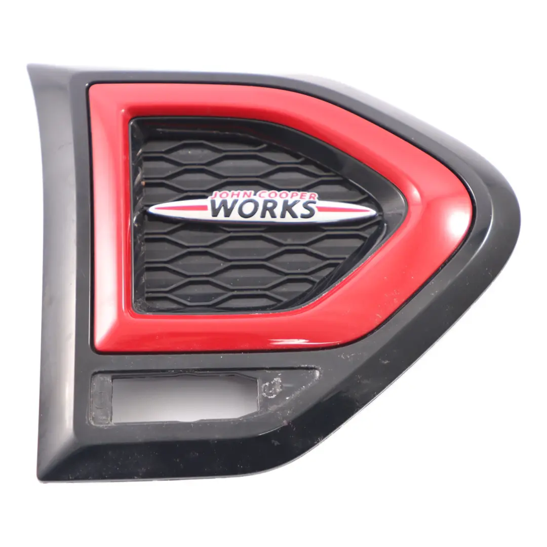 Pannello parafango copertura indicatore direzione destra per Mini F60 JCW con numero di parte 7414098 Mini F60 JCW Pannello parafango copertura indicatore direzione destra - SKU 7414098 - Numero di parte 7414098