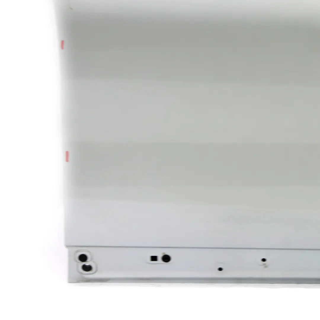 Drzwi Prawe Przednie Glacier Silver Srebrny Metalik - A83 do BMW X1 F48 o numerze 7414370 BMW X1 F48 Drzwi Prawe Przednie Glacier Silver Srebrny Metalik - A83 - SKU 7414370-GSB - Numer Części 7414370