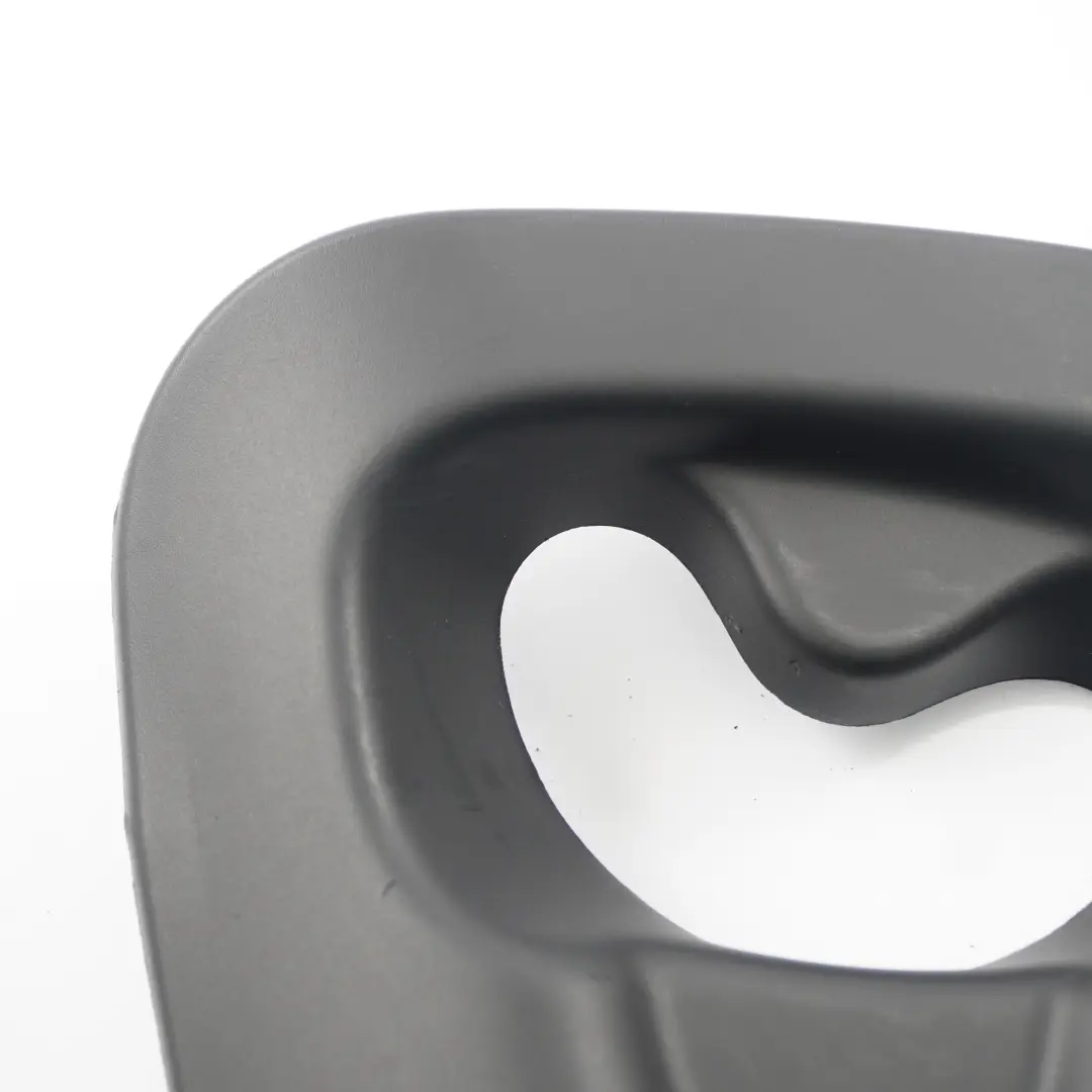 Sicherheitsgurt Verkleidung Abdeckung Mitte schwarz für Mini F60 Countryman mit Teilenummer 7414836 Mini F60 Countryman Sicherheitsgurt Verkleidung Abdeckung Mitte schwarz - SKU 7414836 - Teilenummer 7414836