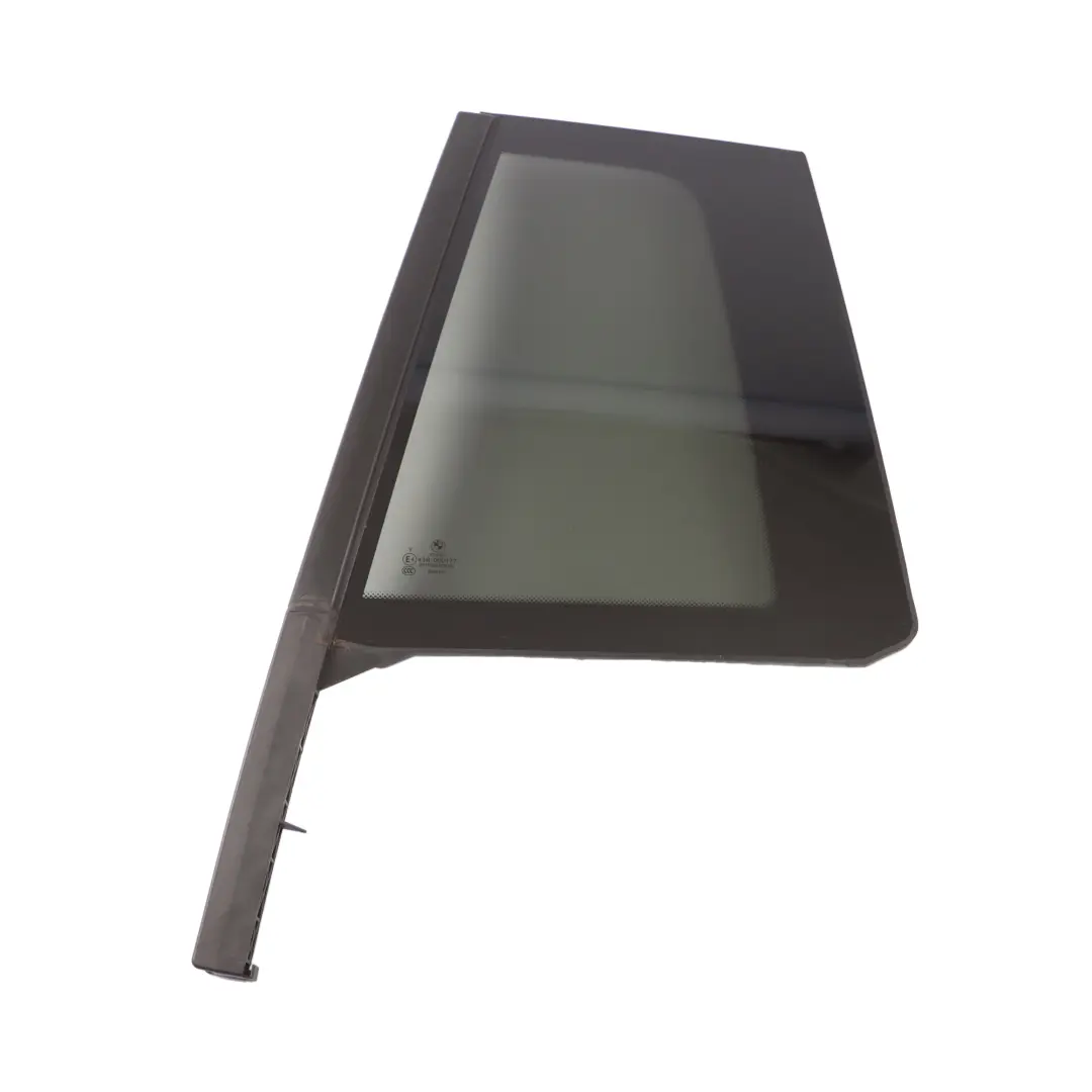 Ventana Lateral Trasera Izquierda Cristal Tintado AS3 para BMW F46 con número de pieza 7416283 BMW F46 Ventana Lateral Trasera Izquierda Cristal Tintado AS3 - SKU 7416283 - Número de pieza 7416283