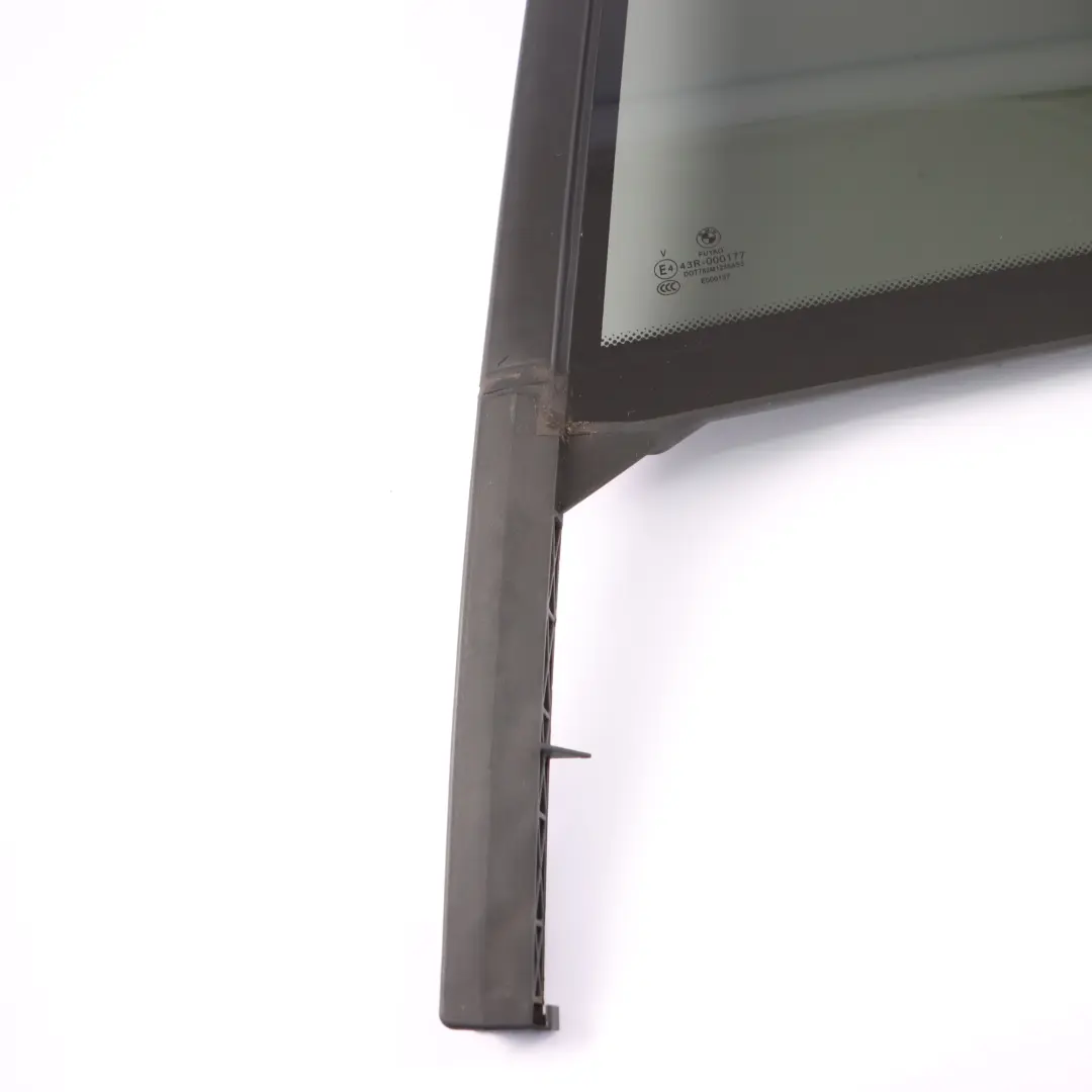 Seitenfenster Viertel hinten links Glasverglasung getönt AS3 für BMW F46 mit Teilenummer 7416283 BMW F46 Seitenfenster Viertel hinten links Glasverglasung getönt AS3 - SKU 7416283 - Teilenummer 7416283