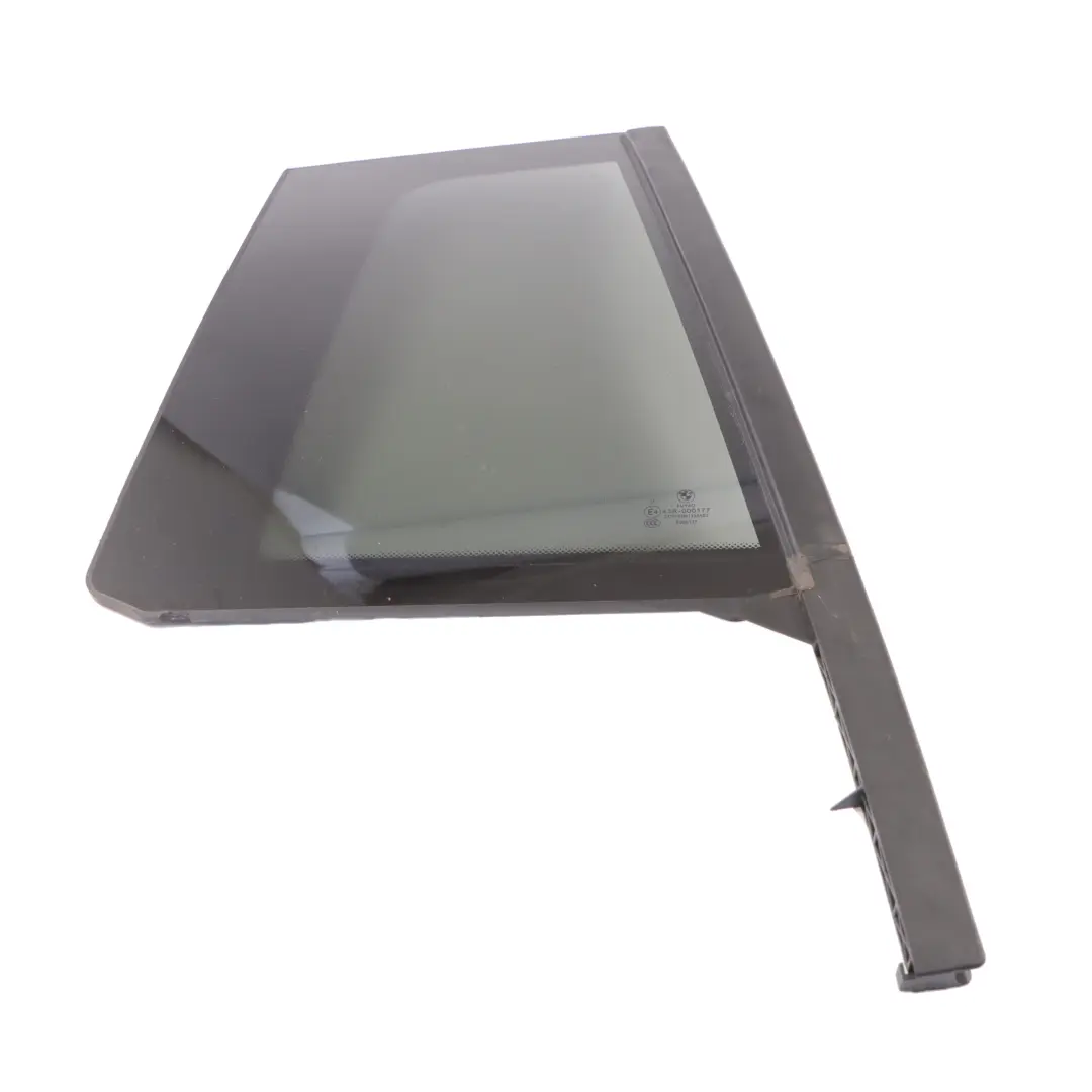 Ventana Lateral Trasera Derecha Cristal Tintado AS3 para BMW F46 con número de pieza 7416284 BMW F46 Ventana Lateral Trasera Derecha Cristal Tintado AS3 - SKU 7416284 - Número de pieza 7416284