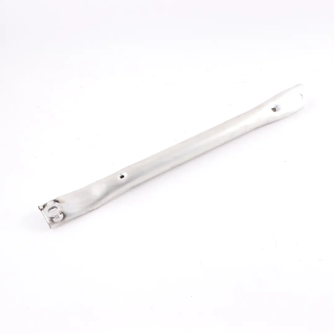 Renfort BMW G30 G31 G15 G14 Renfort de carrosserie Traverse avant droite pour à propos du numéro de pièce 7416970 Renfort BMW G30 G31 G15 G14 Renfort de carrosserie Traverse avant droite - SKU 7416970 - Numéro de pièce 7416970