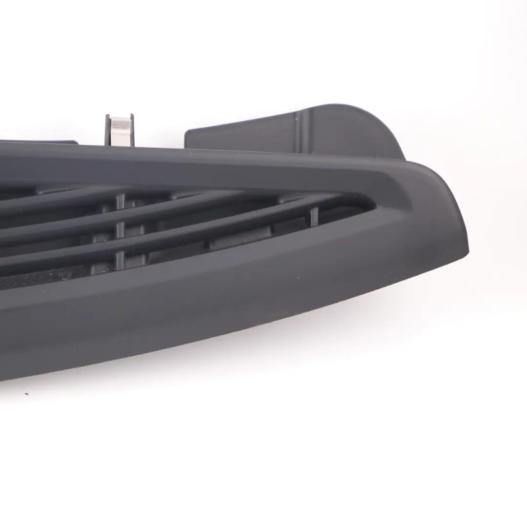 Panneau Grille d'aération de la lunette arrière Noir 7384524 pour BMW G30 à propos du numéro de pièce 7419851 BMW G30 Panneau Grille d'aération de la lunette arrière Noir 7384524 - SKU 7419851 - Numéro de pièce 7419851