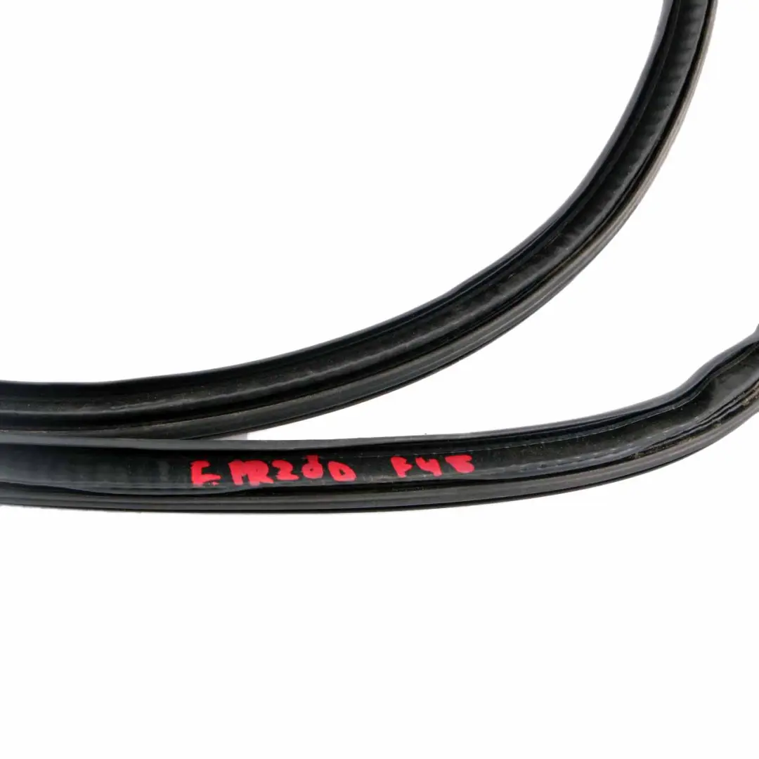 Sello Puerta Delantera Izquierda Derecha Junta Protección Borde para BMW F45 con número de pieza 7420077 BMW F45 Sello Puerta Delantera Izquierda Derecha Junta Protección Borde - SKU 7420077 - Número de pieza 7420077