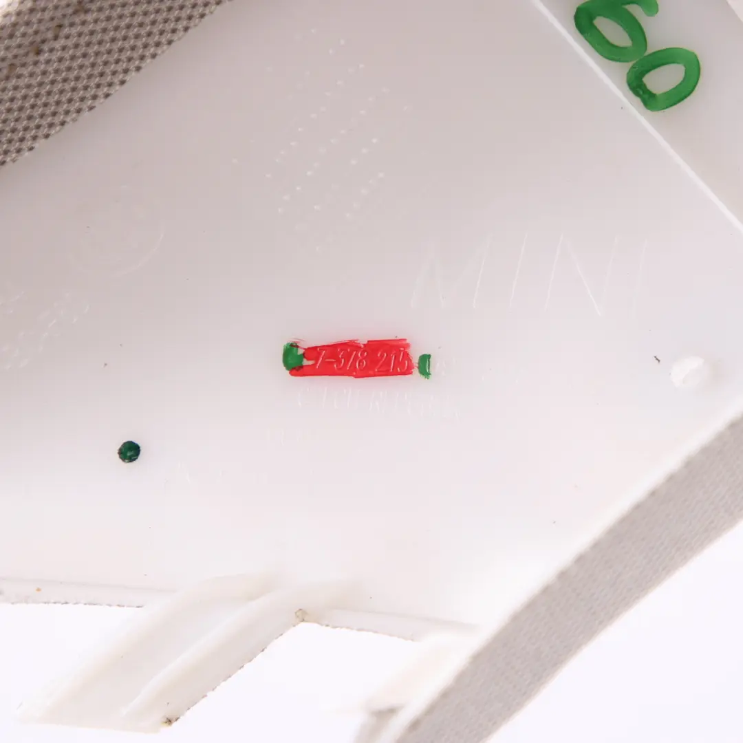 Couvercle Colonne A Gauche Satellite Grey pour Mini F60 Countryman à propos du numéro de pièce 7420581 Mini F60 Countryman Couvercle Colonne A Gauche Satellite Grey - SKU 7420581 - Numéro de pièce 7420581