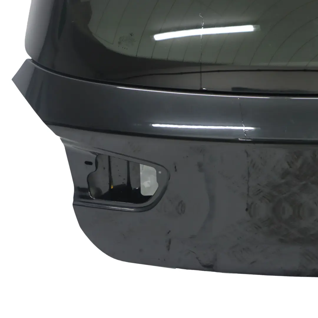 Klapa Pokrywa Bagażnika Black Sapphire Metallic - 475 do BMW F20 F21 LCI o numerze 7420695 BMW F20 F21 LCI Klapa Pokrywa Bagażnika Black Sapphire Metallic - 475 - SKU 7420695-BS3 - Numer Części 7420695
