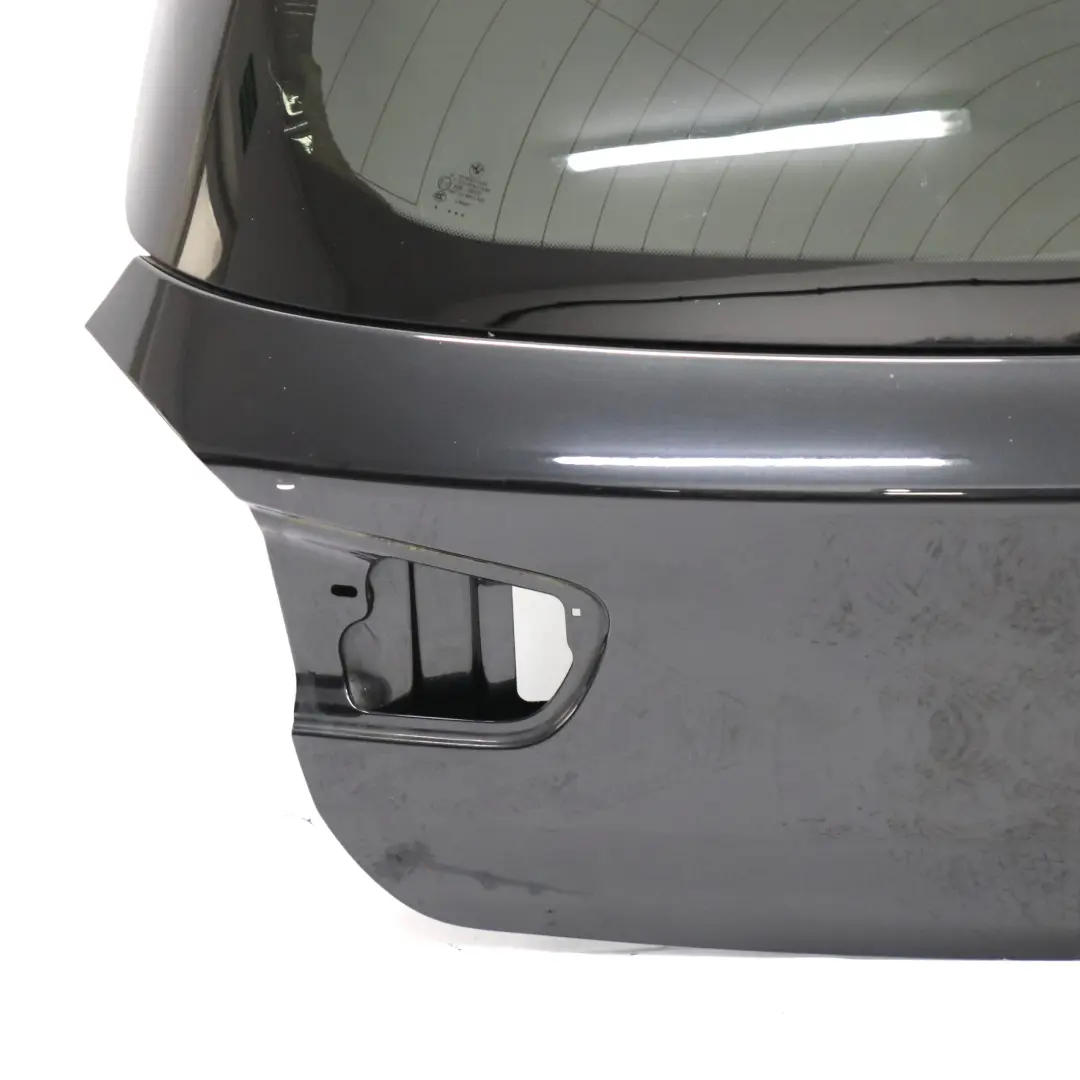 Klapa Pokrywa Bagażnika Black Sapphire Metallic - 475 do BMW F20 F21 LCI o numerze 7420695 BMW F20 F21 LCI Klapa Pokrywa Bagażnika Black Sapphire Metallic - 475 - SKU 7420695-BS - Numer Części 7420695