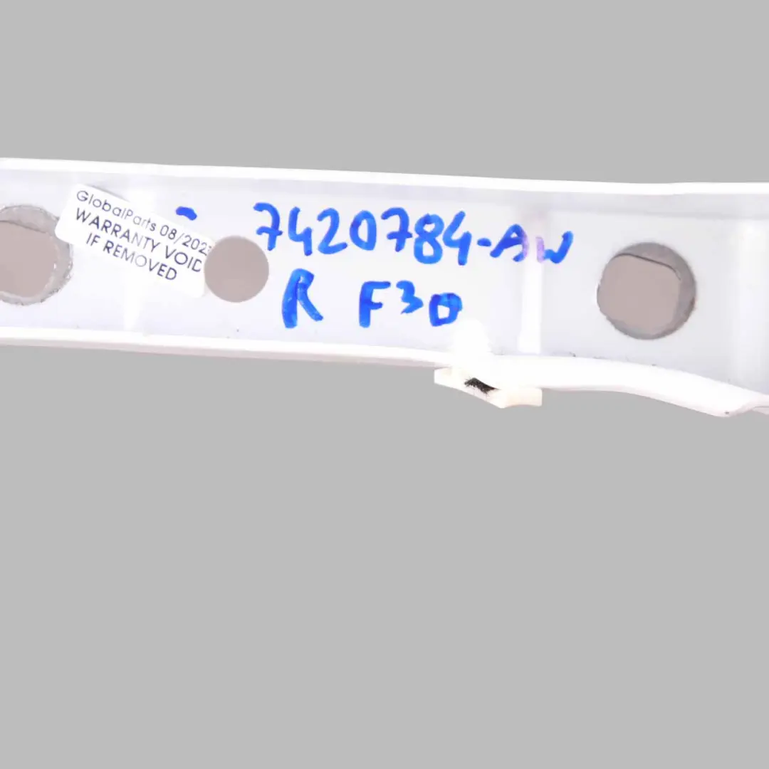 cerniera coperchio bagagliaio posteriore cerniera Alpinweiss 3 - 300 per BMW F30 con numero di parte 7420784 BMW F30 cerniera coperchio bagagliaio posteriore cerniera Alpinweiss 3 - 300 - SKU 7420784-AW - Numero di parte 7420784