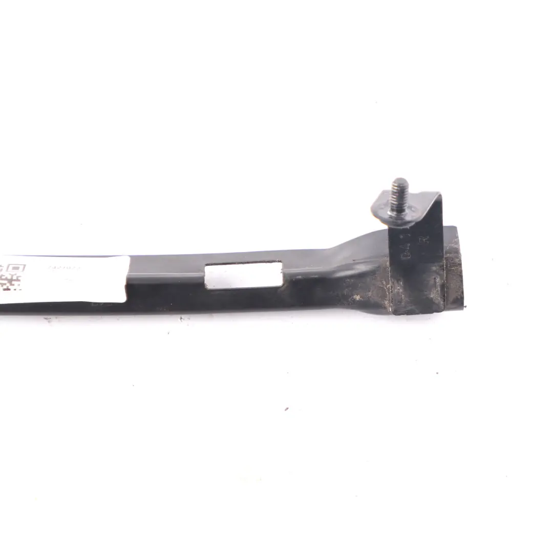 Guía Riel Ventana Puerta Trasera Derecha para Mini Cooper Clubman F54 con número de pieza 7421072 Mini Cooper Clubman F54 Guía Riel Ventana Puerta Trasera Derecha - SKU 7421072 - Número de pieza 7421072