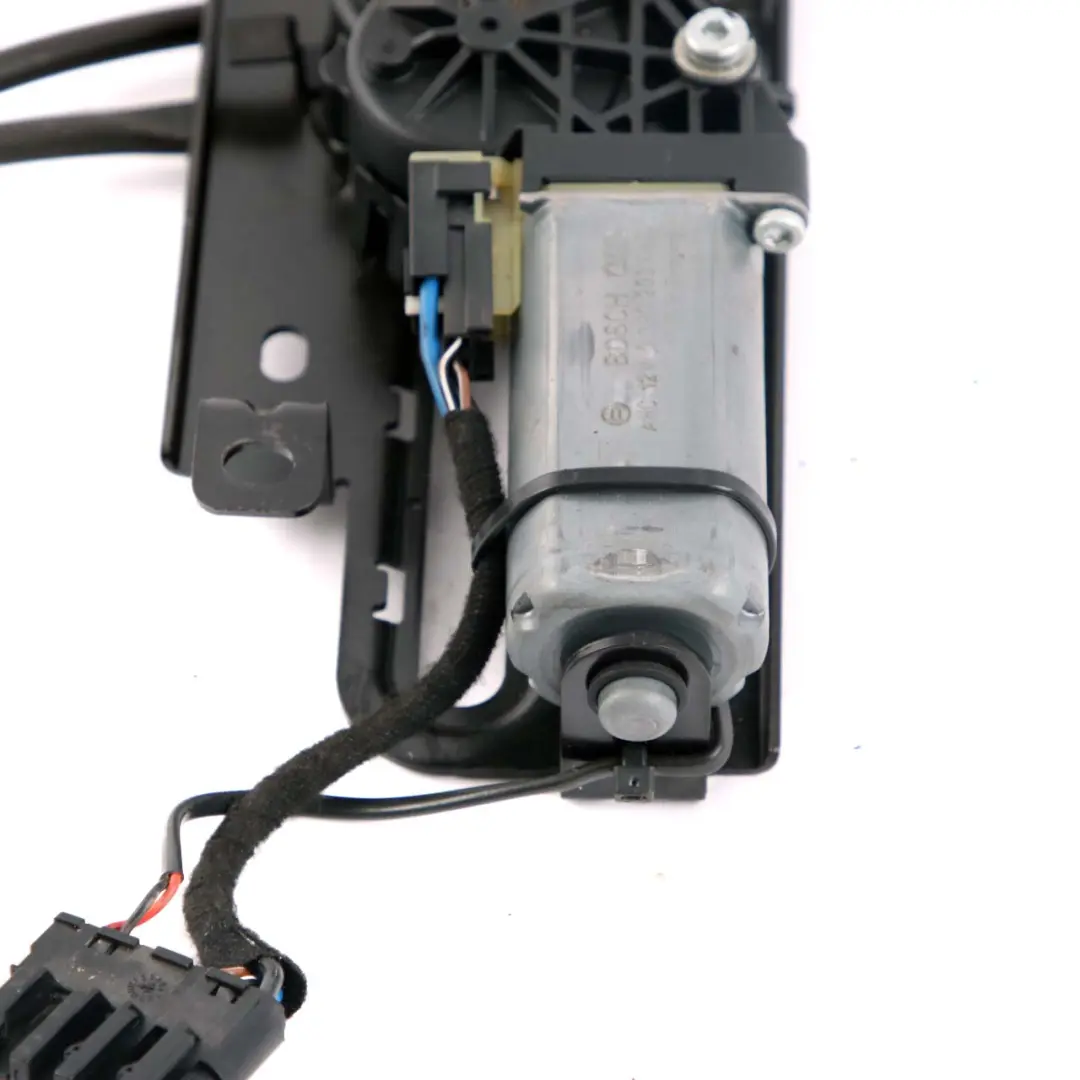 Folding Top Roof Drive Mechanism Lock Mount to BMW 2 F23 Cabrio with Part number 7421665 BMW 2 F23 Cabrio Folding Top Roof Drive Mechanism Lock Mount - SKU 7421665 - Part number 7421665