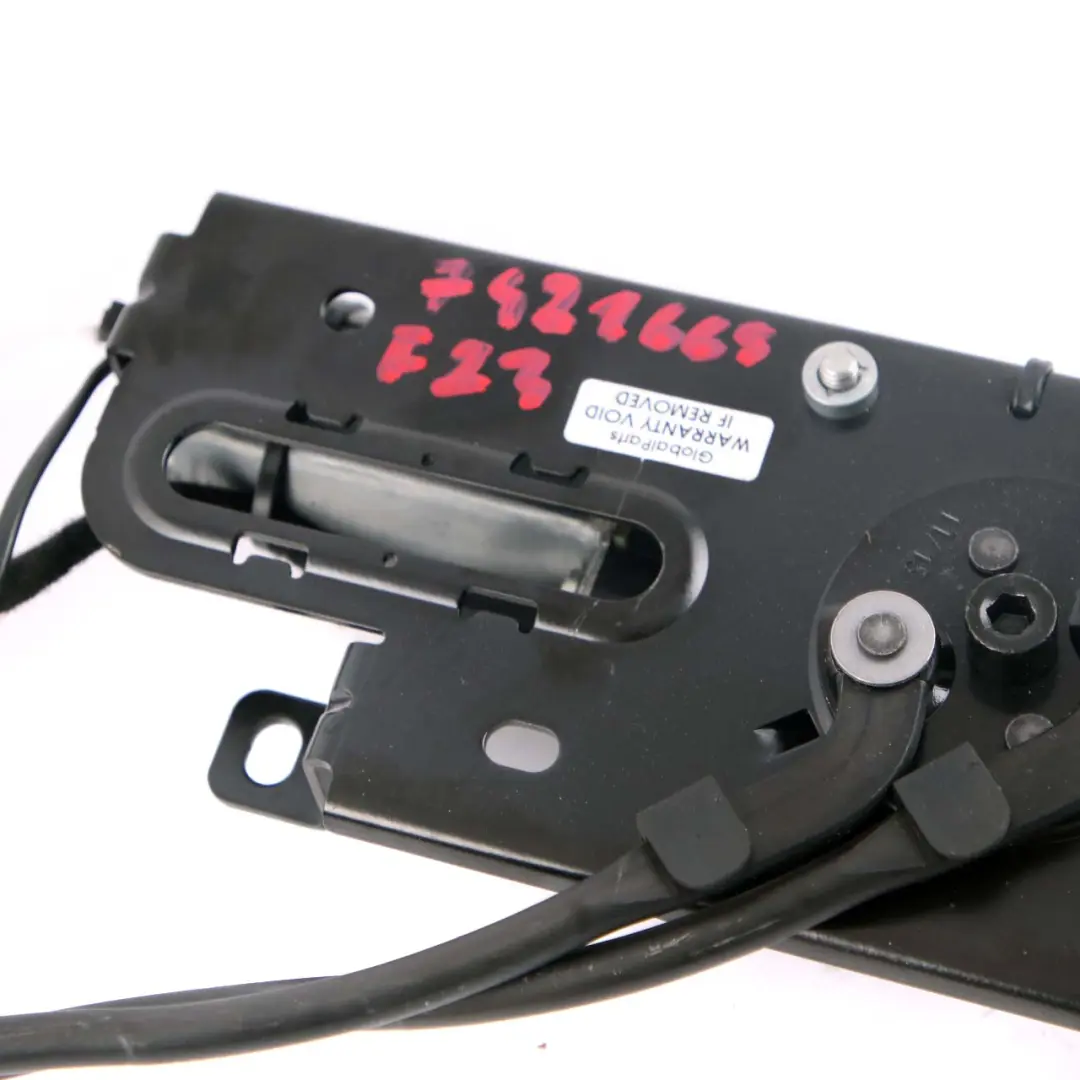 Faltdach Antriebsmechanismus Schlosshalterung für BMW 2 F23 Cabrio mit Teilenummer 7421665 BMW 2 F23 Cabrio Faltdach Antriebsmechanismus Schlosshalterung - SKU 7421665 - Teilenummer 7421665