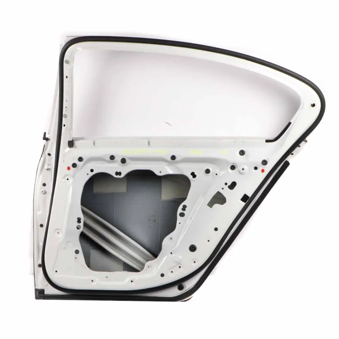 Aluminium Door Rear Right O/S Mineral White Metallic - A96 to BMW G11 G12 with Part number 7423704 BMW G11 G12 Aluminium Door Rear Right O/S Mineral White Metallic - A96 - SKU 7423704-MW - Part number 7423704