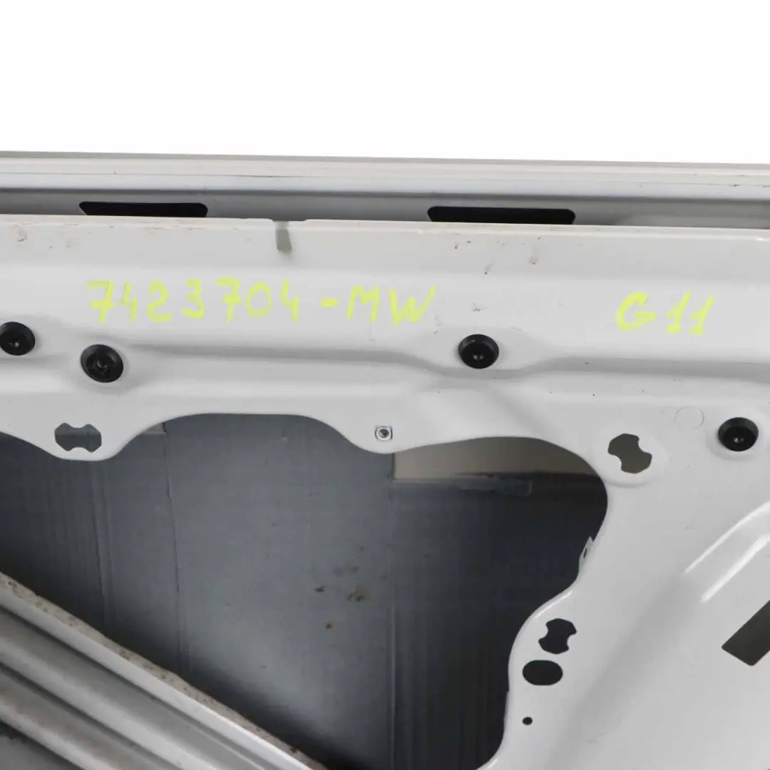 Aluminium Door Rear Right O/S Mineral White Metallic - A96 to BMW G11 G12 with Part number 7423704 BMW G11 G12 Aluminium Door Rear Right O/S Mineral White Metallic - A96 - SKU 7423704-MW - Part number 7423704