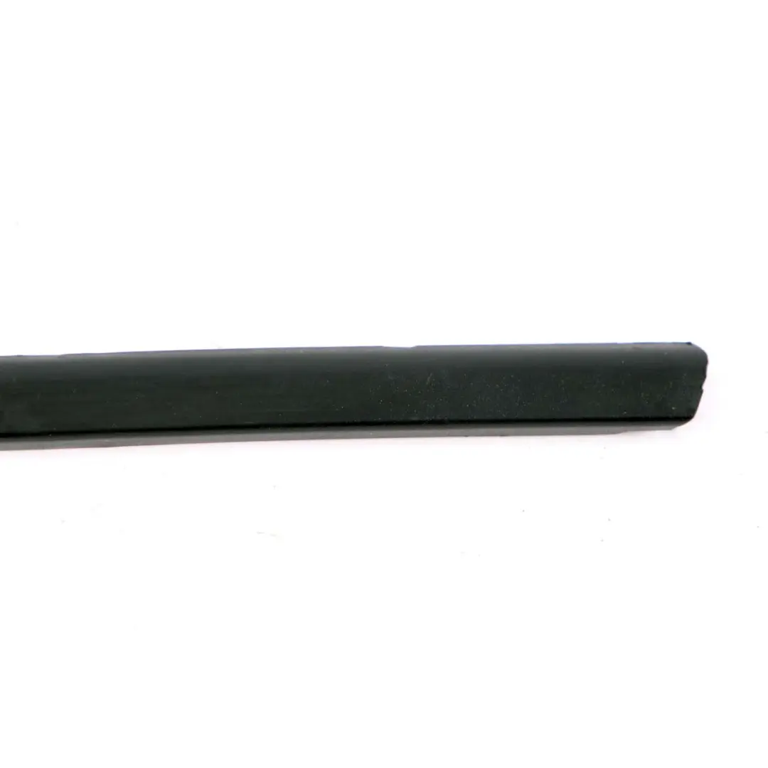 Mini Countryman F60 Cache Colonne A Bande Avant Gauche Noir - SKU 7424159 - Numéro de pièce 7424159