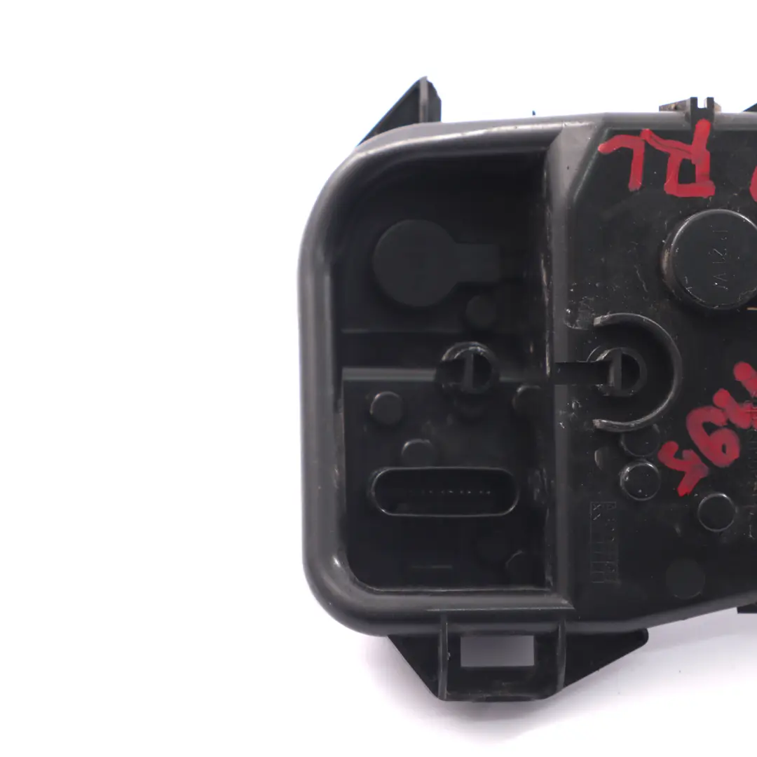  Presa corrente BMW F20 F21 LCI Pannello laterale Posteriore Sinistro - SKU 7424495-1 - Numero di parte 7424495