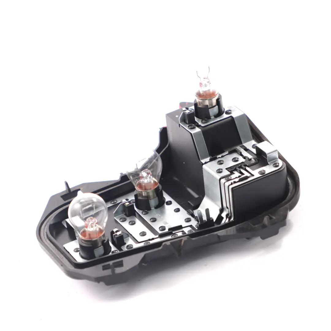 Glühbirnen Fassung BMW F20 LCI Seitenwand leuchte halter hinten links für mit Teilenummer 7424495 Glühbirnen Fassung BMW F20 LCI Seitenwand leuchte halter hinten links - SKU 7424495-1 - Teilenummer 7424495