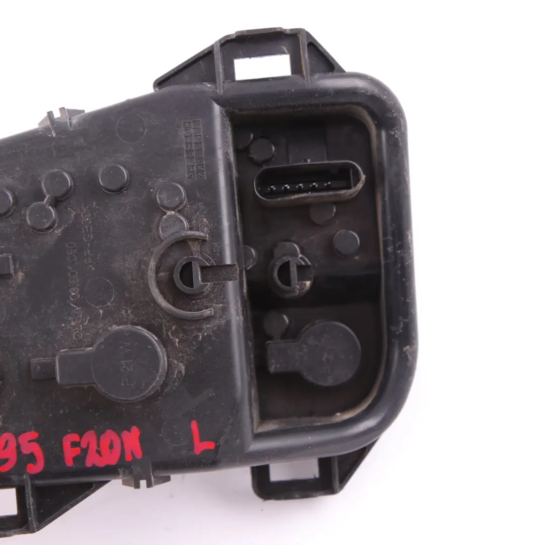 Prise bulb BMW F20 F21 LCI Panneau latéral Porte lumière arrière gauche pour à propos du numéro de pièce 7424495 Prise bulb BMW F20 F21 LCI Panneau latéral Porte lumière arrière gauche - SKU 7424495 - Numéro de pièce 7424495