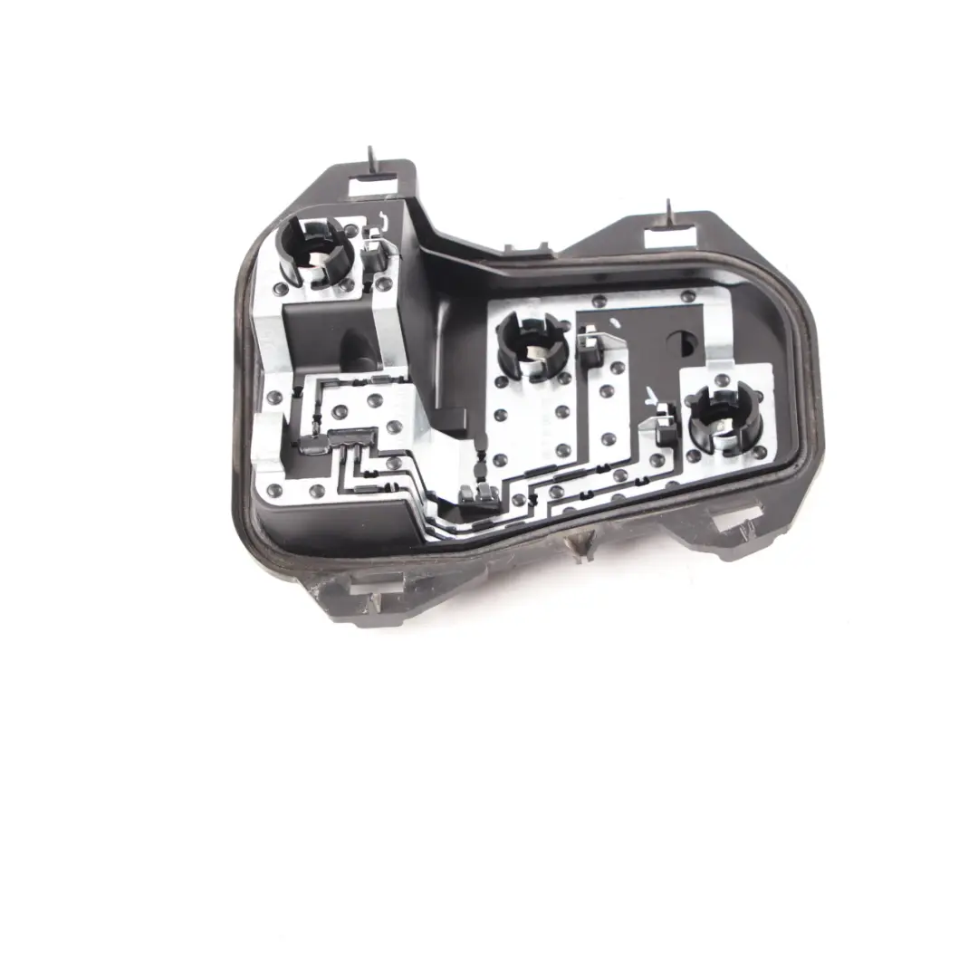 Douille support d'ampoule lampe latéral arrière droit pour BMW F20 F21 LCI à propos du numéro de pièce 7424496 BMW F20 F21 LCI Douille support d'ampoule lampe latéral arrière droit - SKU 7424496 - Numéro de pièce 7424496