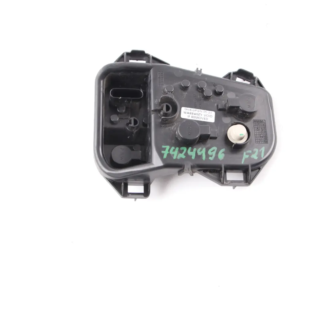 Seiten Verkleidung Licht Lampe Lampenfassung Hinten Rechts für BMW F20 F21 LCI mit Teilenummer 7424496 BMW F20 F21 LCI Seiten Verkleidung Licht Lampe Lampenfassung Hinten Rechts - SKU 7424496 - Teilenummer 7424496