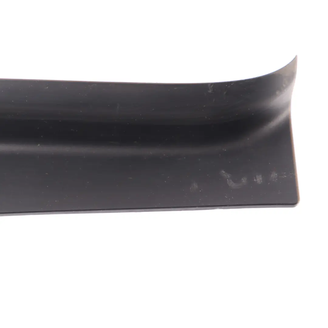 Embellecedor Tapa Maletero Tapa Panel Trasero Derecho para Mini F60 con número de pieza 7424598 Mini F60 Embellecedor Tapa Maletero Tapa Panel Trasero Derecho - SKU 7424598 - Número de pieza 7424598