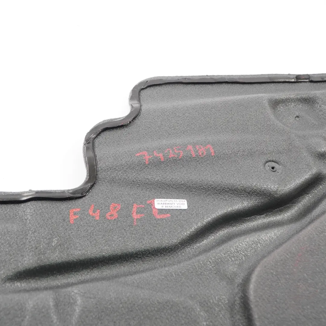 Fanale anteriore destro Fanale posteriore Staffa copertura schiuma per BMW X1 F48 con numero di parte 7425181 BMW X1 F48 Fanale anteriore destro Fanale posteriore Staffa copertura schiuma - SKU 7425181 - Numero di parte 7425181