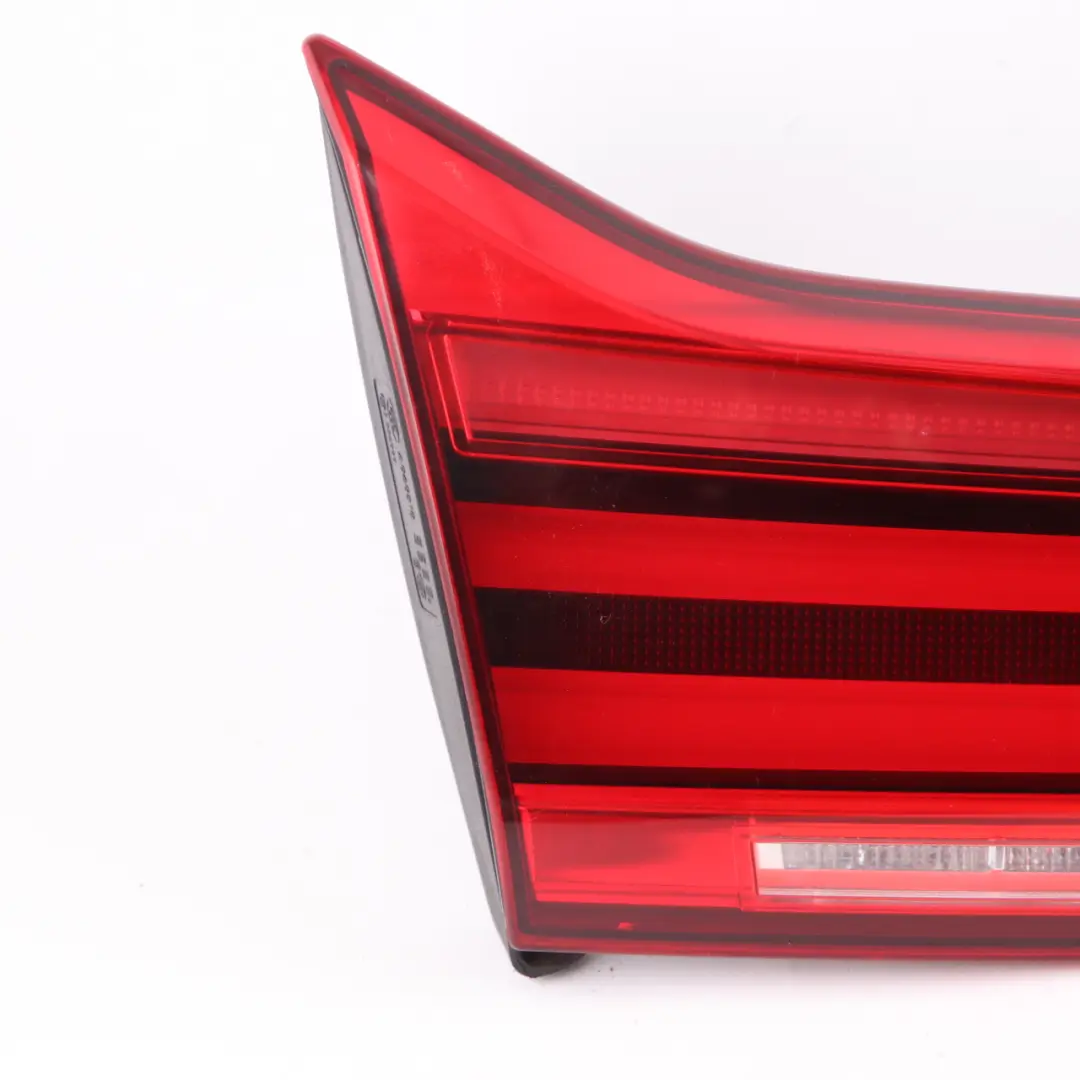 Lampada posteriore BMW F32 F36 F33 LCI Luce portellone bagagliaio Lato sinistro per con numero di parte 7426051 Lampada posteriore BMW F32 F36 F33 LCI Luce portellone bagagliaio Lato sinistro - SKU 7426051 - Numero di parte 7426051