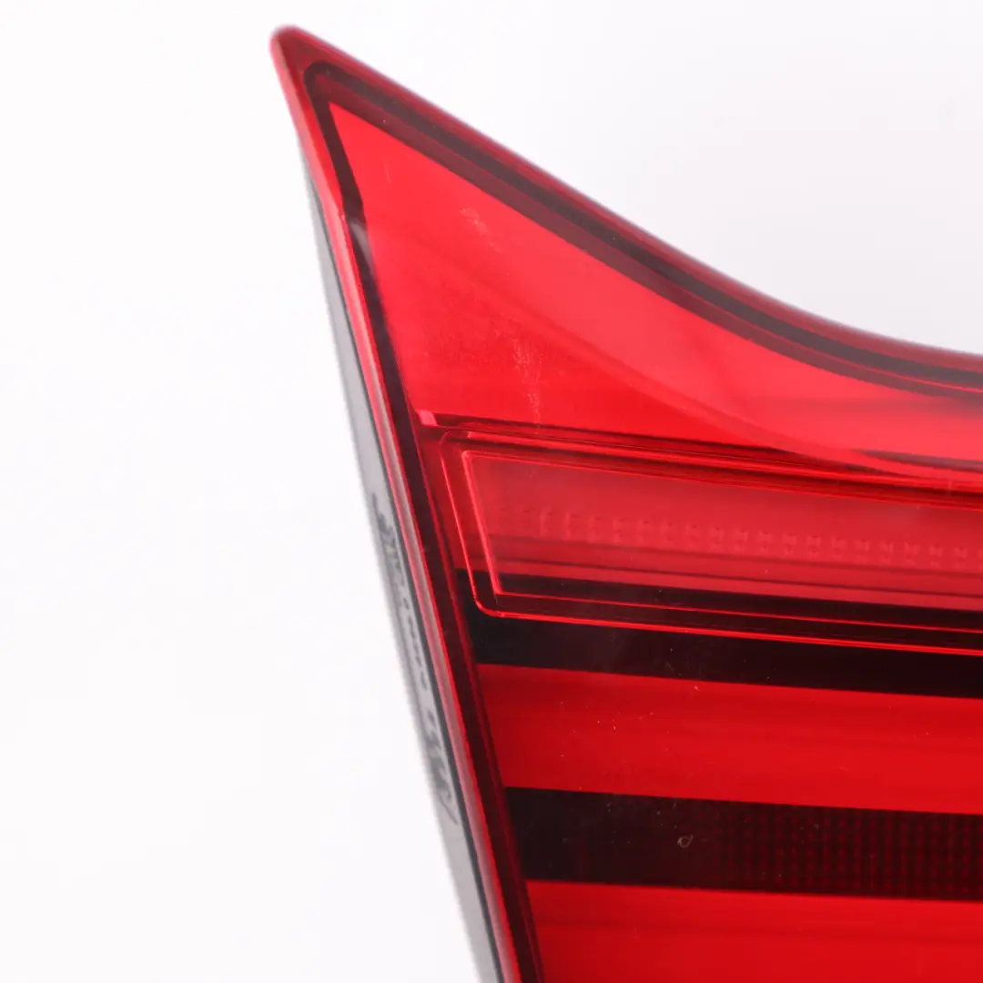 Lampada posteriore BMW F32 F36 F33 LCI Luce portellone bagagliaio Lato sinistro per con numero di parte 7426051 Lampada posteriore BMW F32 F36 F33 LCI Luce portellone bagagliaio Lato sinistro - SKU 7426051 - Numero di parte 7426051